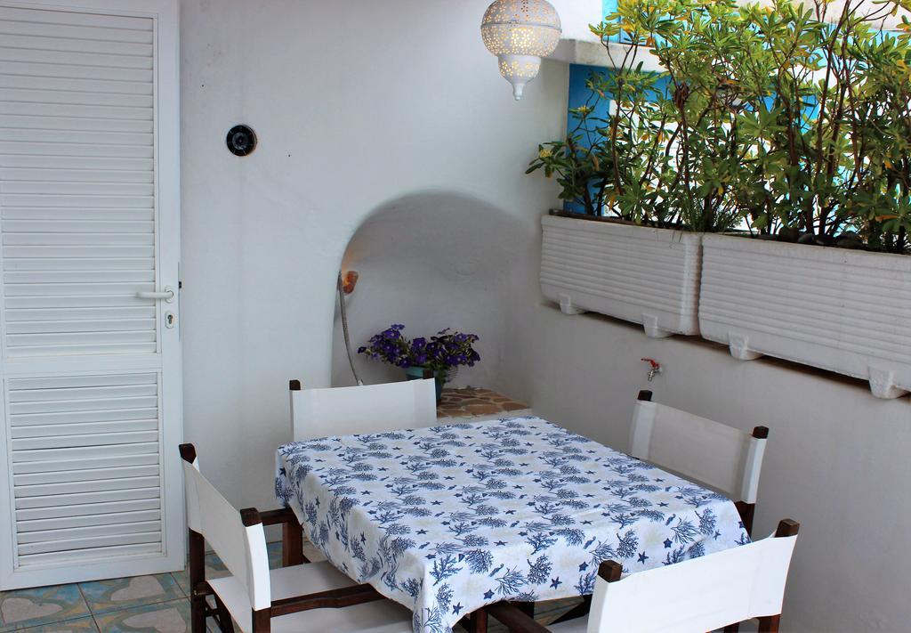 Casavictoria Villa ปอนซา ภายนอก รูปภาพ